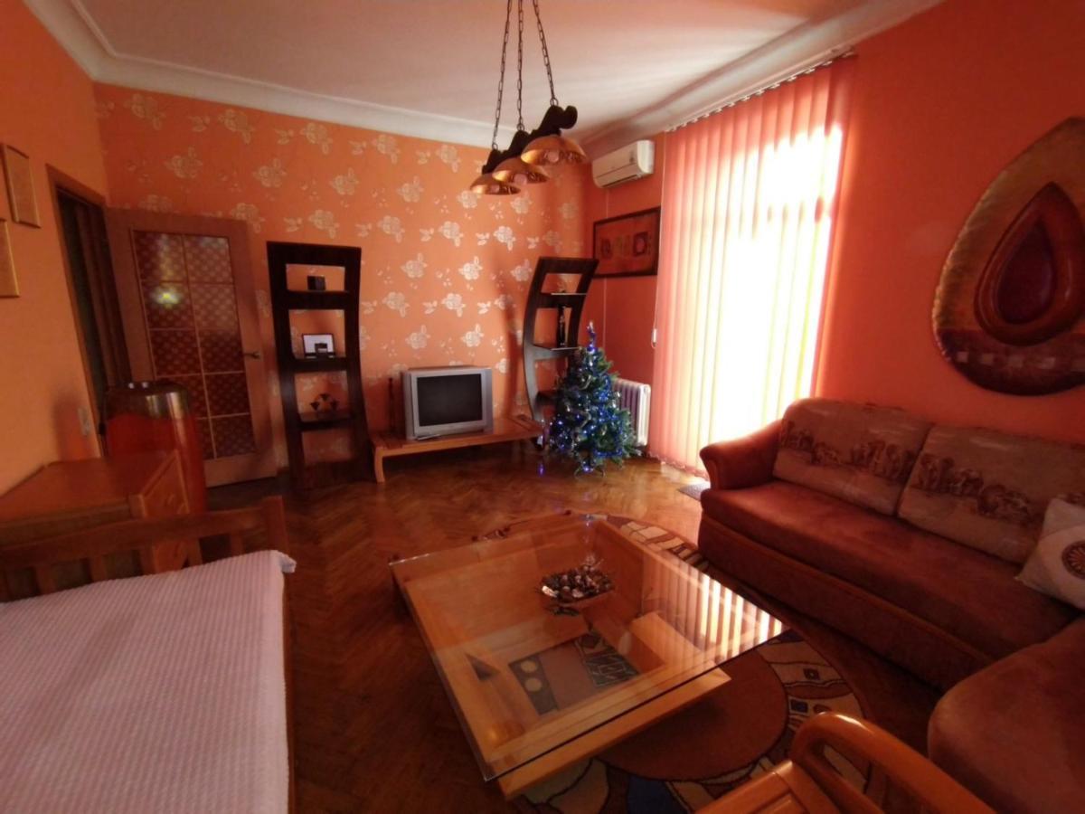 Apartments Zatyshok Чернігів Екстер'єр фото